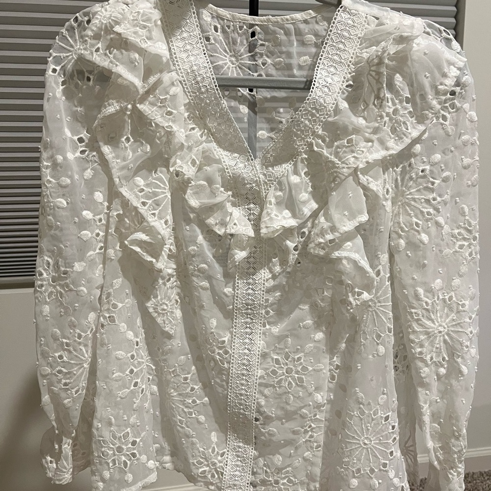 Chicwish White Floral Lace Blouse